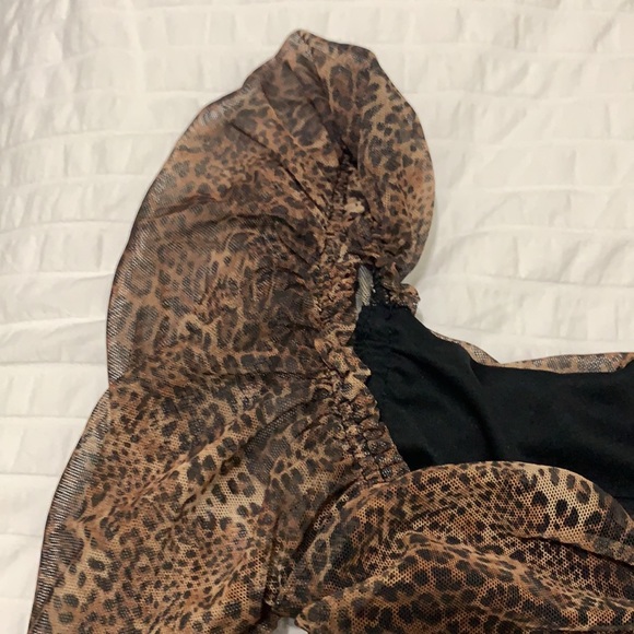 Leopard print mesh ruched long sleeve body suit - Picture 4 of 5